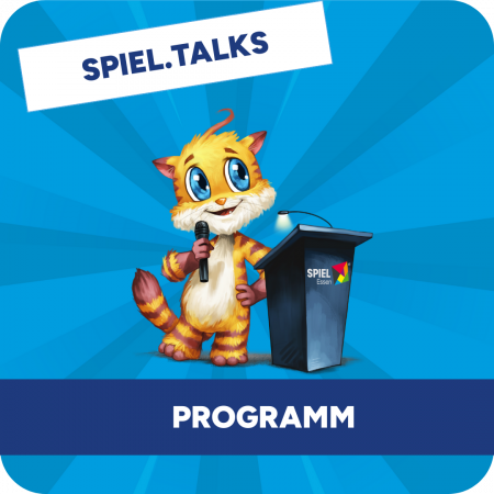 Meeps mit Mikro am Rednerpult